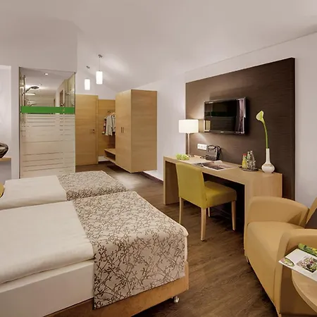 Holl Hotel
