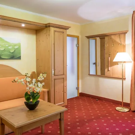 Hotell Holl